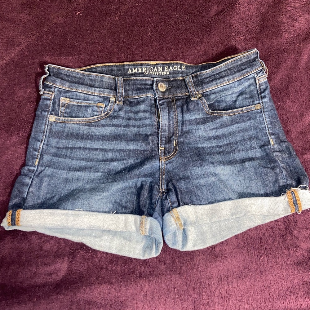 AE Midi Shorts